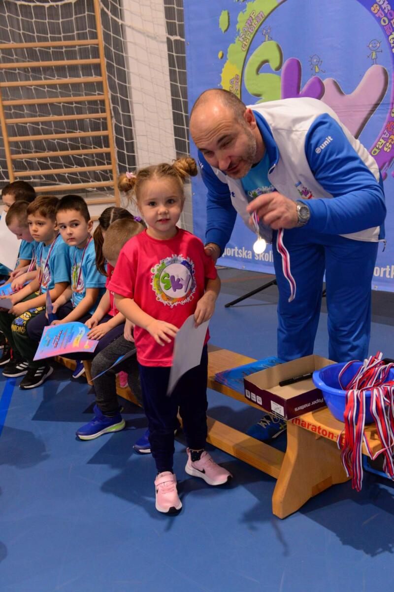 Dodela diploma i medalja 28.12.2021. -DSC_7911